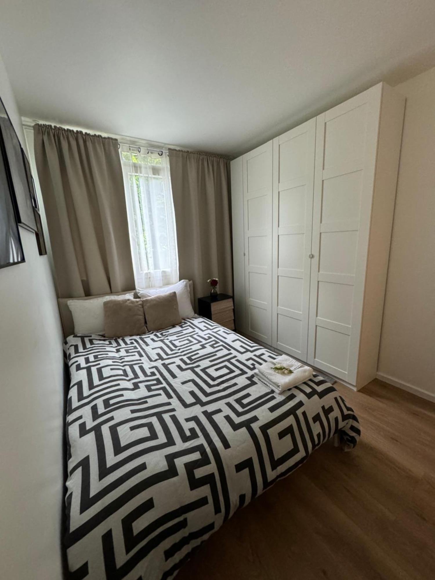 Une Chambre Dans Un Appartement Ablon-sur-Seine Экстерьер фото