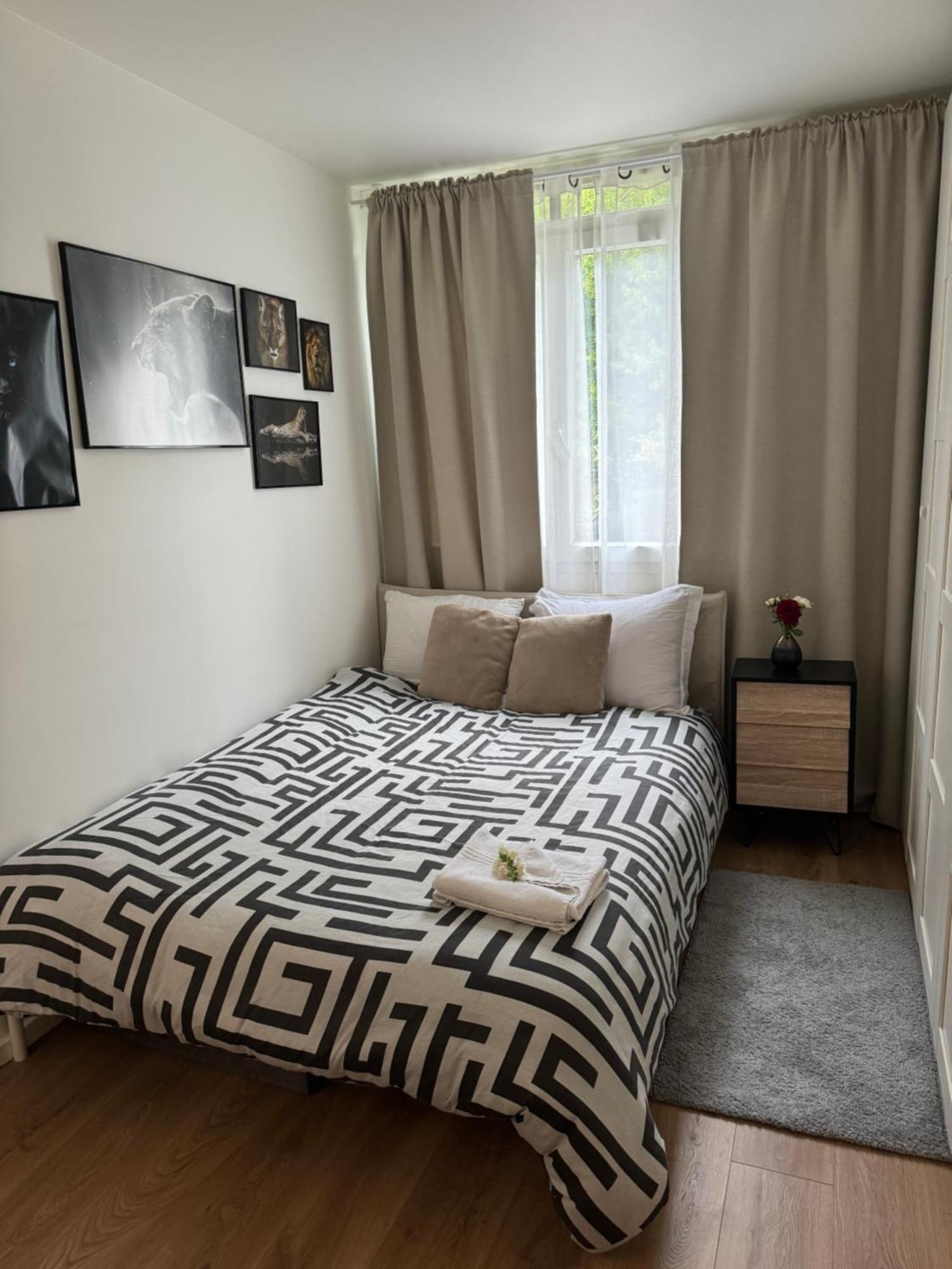 Une Chambre Dans Un Appartement Ablon-sur-Seine Экстерьер фото