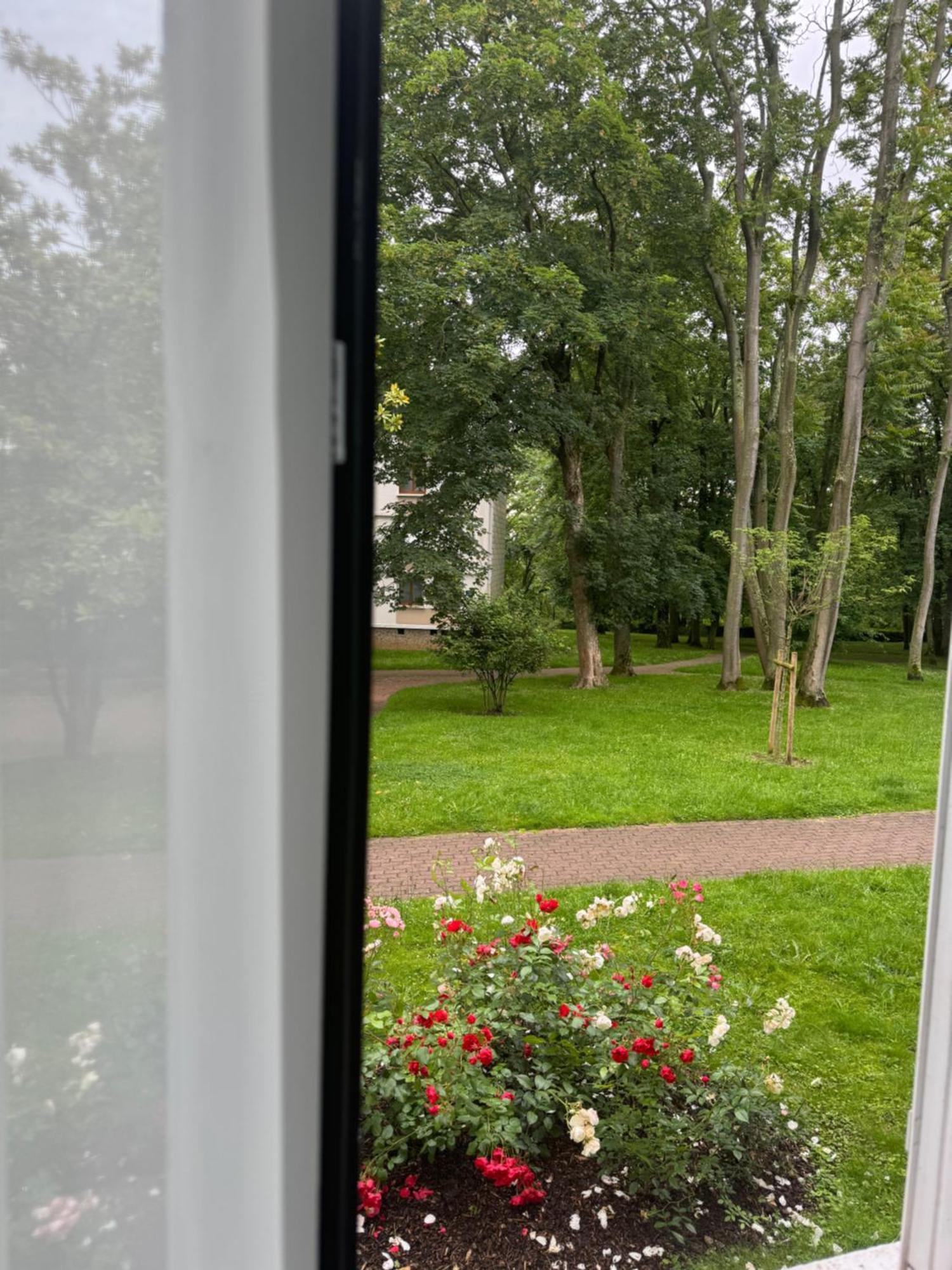 Une Chambre Dans Un Appartement Ablon-sur-Seine Экстерьер фото
